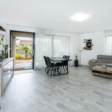 Palm Garden 2 Apartment Mikulov
